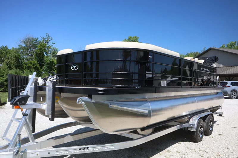 Slide: The Image of Veranda Vista View 20RC 2026 - 6