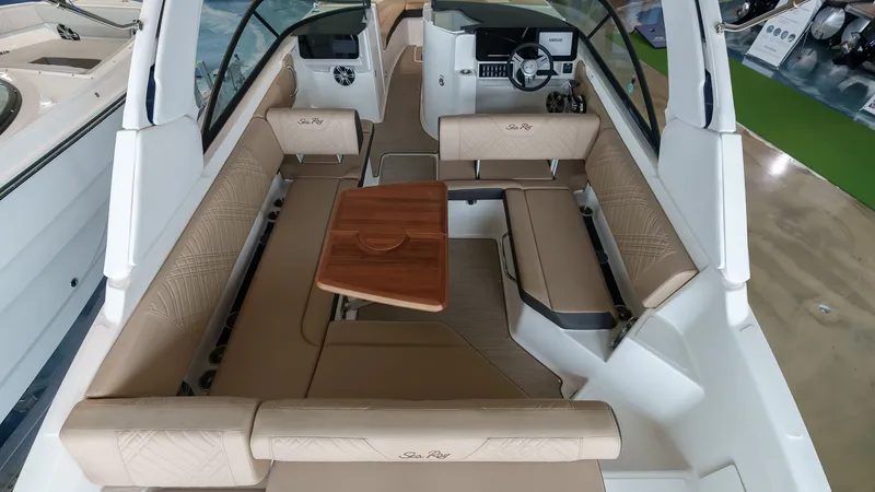 Slide: The Image of Sea Ray SDX 270 Outboard 2025 - 22