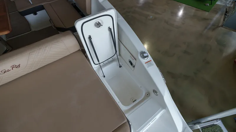 Slide: The Image of Sea Ray SDX 270 Outboard 2025 - 27