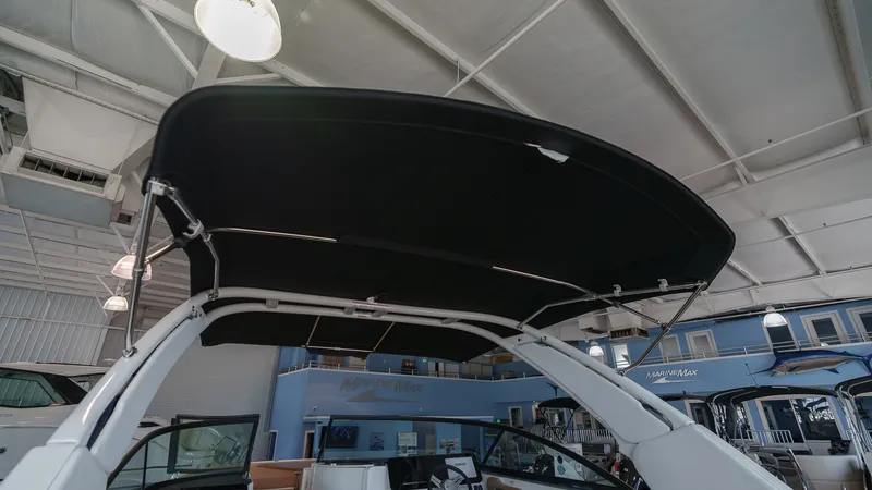 Slide: The Image of Sea Ray SDX 270 Outboard 2025 - 30