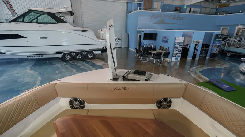 Slide: The Image of Sea Ray SDX 270 Outboard 2025 - 5