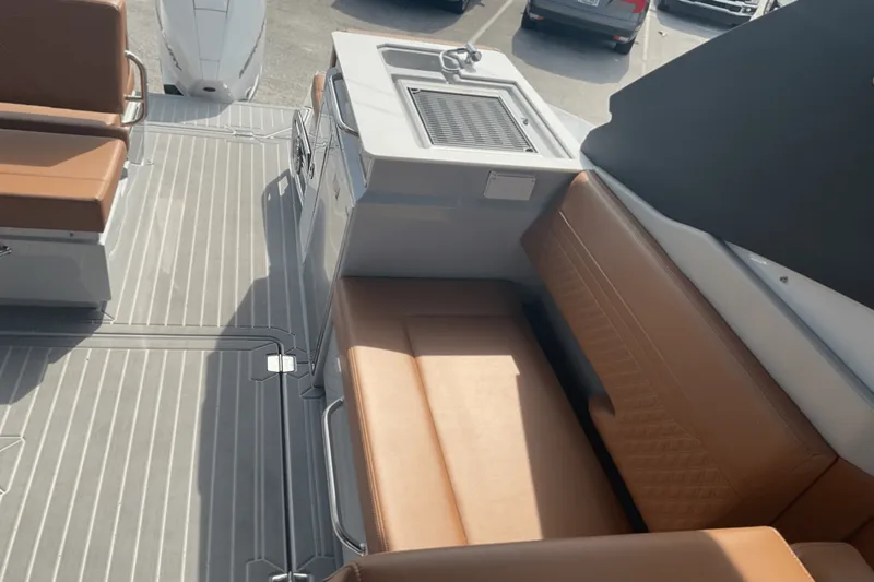 Slide: The Image of Cruisers Yachts 34 GLS Outboard 2025 - 18