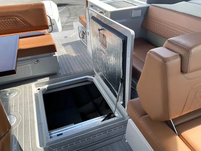 Slide: The Image of Cruisers Yachts 34 GLS Outboard 2025 - 40