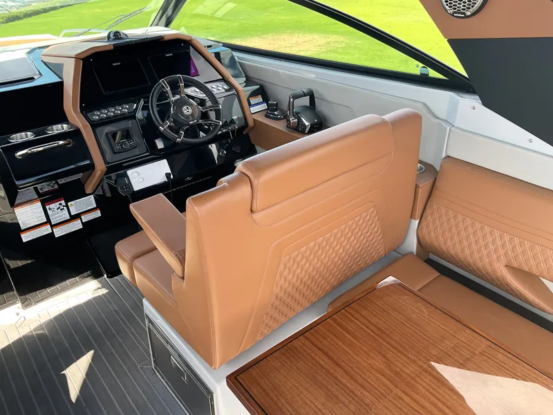 Slide: The Image of Cruisers Yachts 34 GLS Outboard 2025 - 43