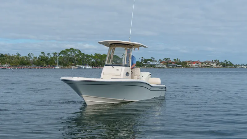 Slide: The Image of Grady-White 231 CE 2025 - 10