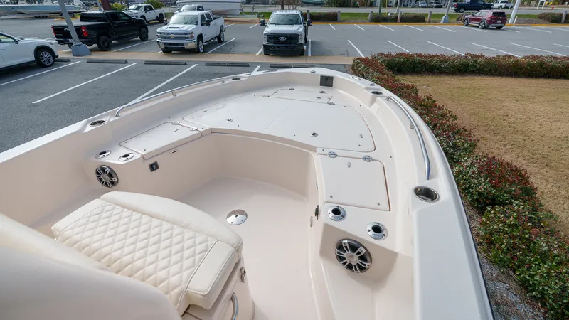 Slide: The Image of Grady-White 231 CE 2025 - 14