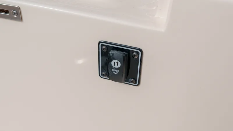 Slide: The Image of Grady-White 231 CE 2025 - 16