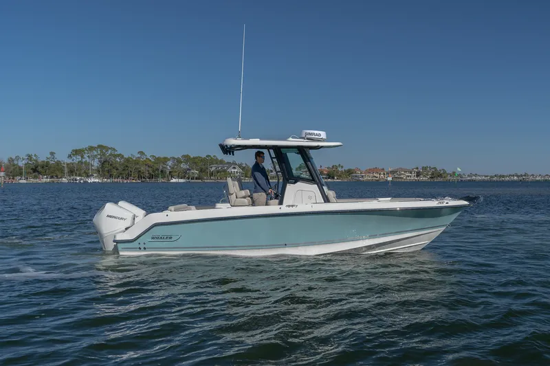 Slide: The Image of Boston Whaler 250 Outrage 2025 - 6