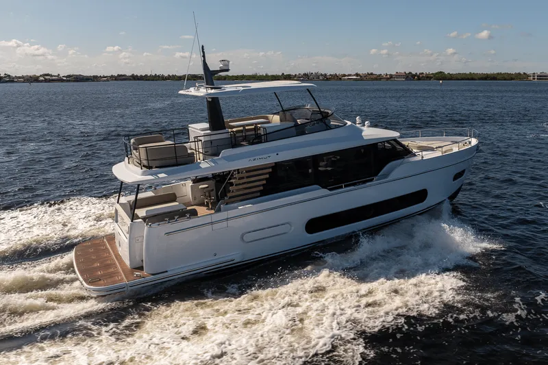 Slide: The Image of Azimut Magellano 60 2025 - 2