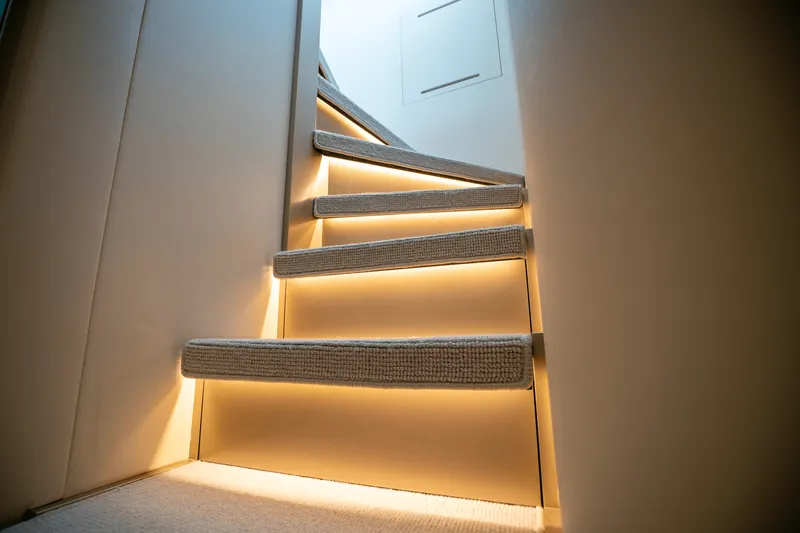 Slide: The Image of Azimut Magellano 60 2025 - 27