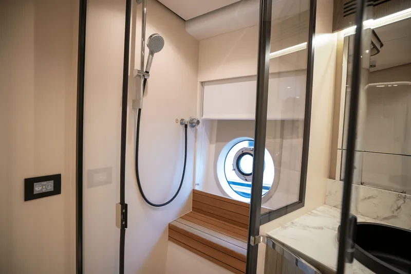 Slide: The Image of Azimut Magellano 60 2025 - 35