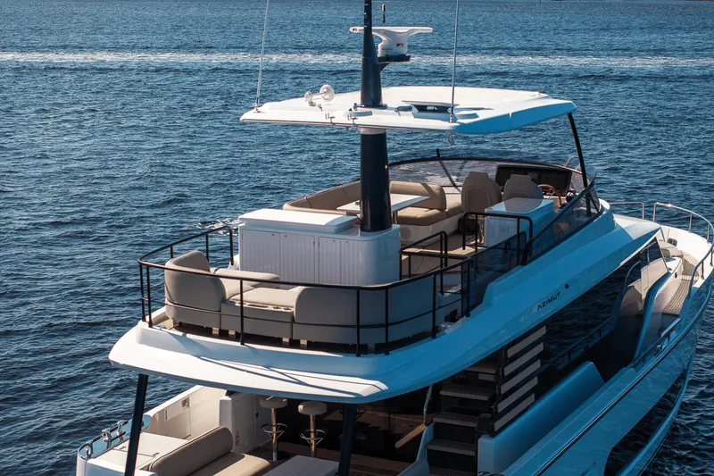 Slide: The Image of Azimut Magellano 60 2025 - 4