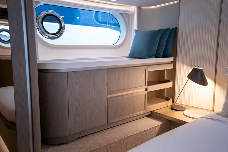 Slide: The Image of Azimut Magellano 60 2025 - 55