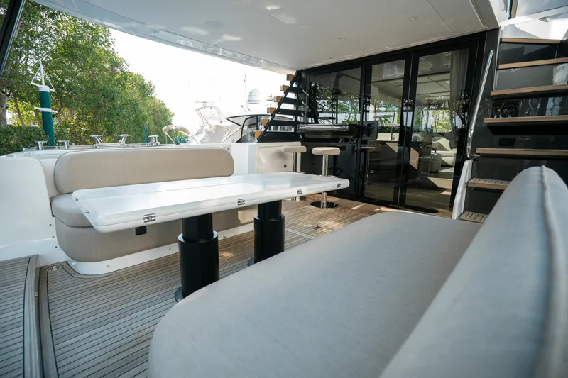 Slide: The Image of Azimut Magellano 60 2025 - 64