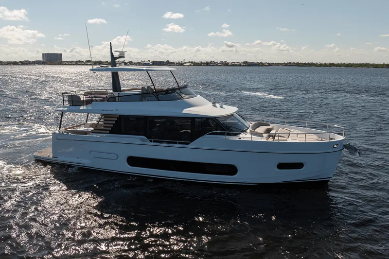 Slide: The Image of Azimut Magellano 60 2025 - 78