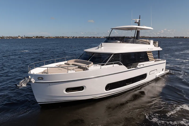 Slide: The Image of Azimut Magellano 60 2025 - 79