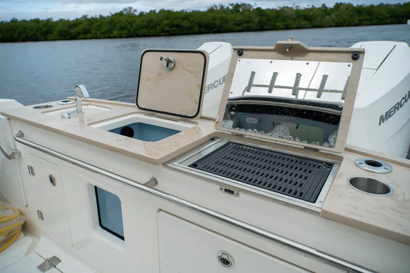 Slide: The Image of Boston Whaler 360 Outrage 2025 - 6
