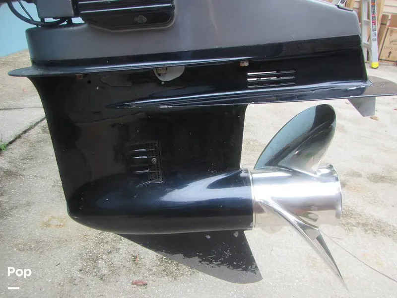 Slide: The Image of Lower Unit/propeller - 9160495