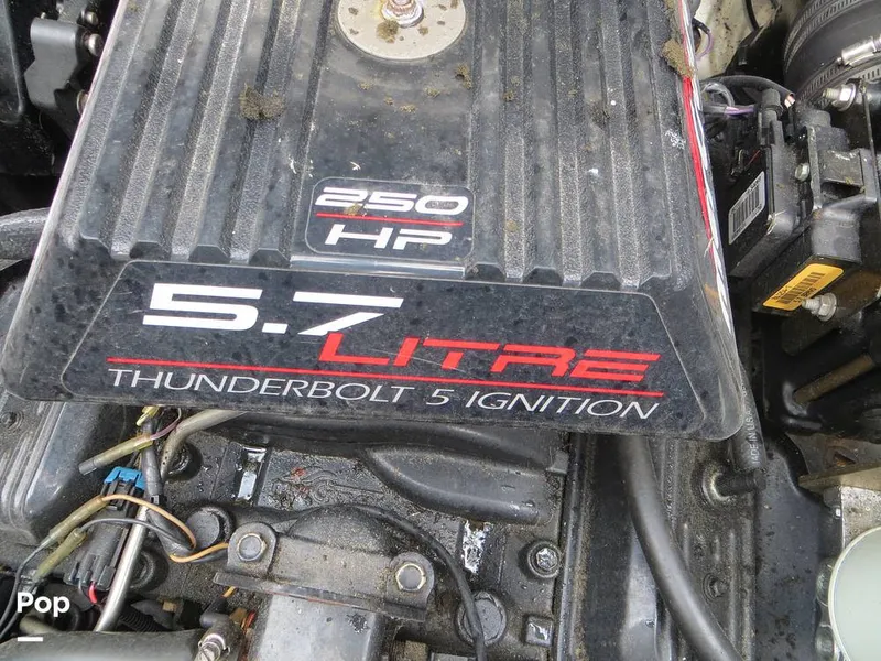 Slide: The Image of Monterey 262 Cruiser 1998 - 9387645