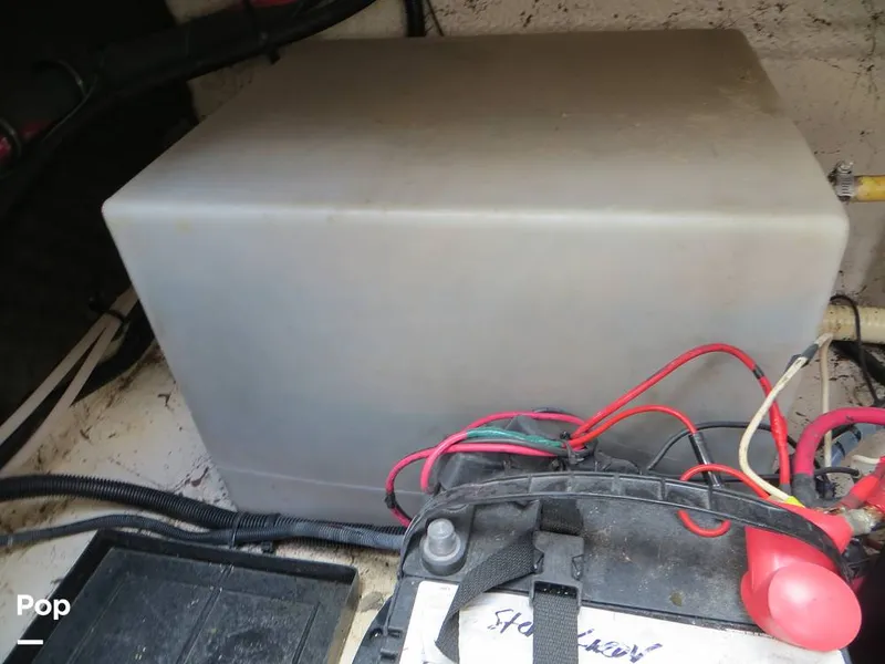 Slide: The Image of Monterey 262 Cruiser 1998 - 9387659