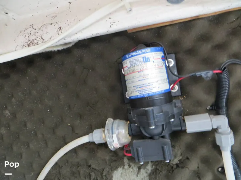 Slide: The Image of Monterey 262 Cruiser 1998 - 9387665