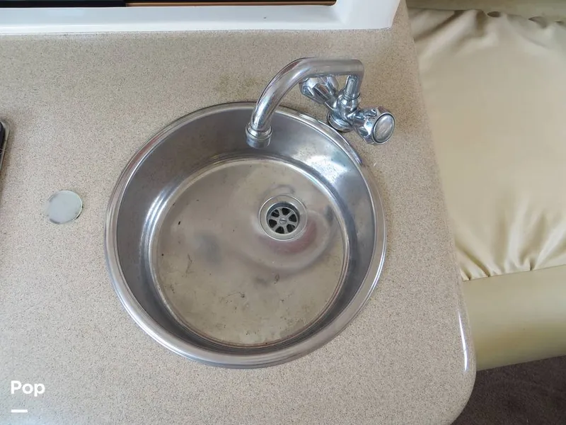 Slide: The Image of Monterey 262 Cruiser 1998 - 9387387