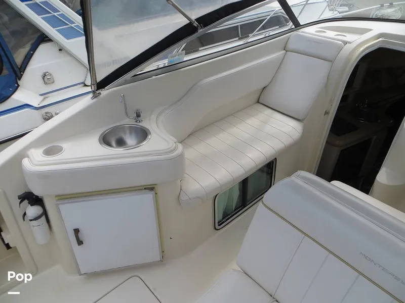 Slide: The Image of Lounge, Wet Bar - 9387231