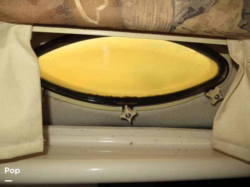 Slide: The Image of Monterey 262 Cruiser 1998 - 9387473