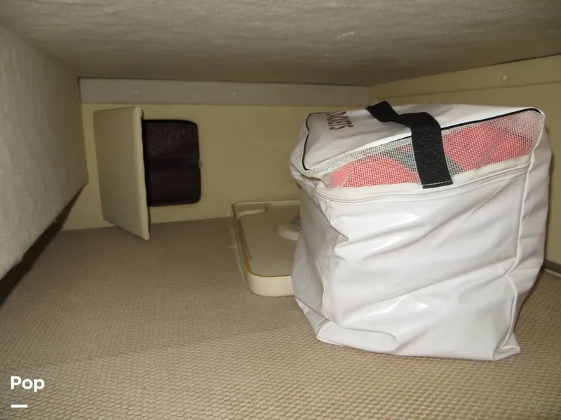 Slide: The Image of Monterey 262 Cruiser 1998 - 9387496