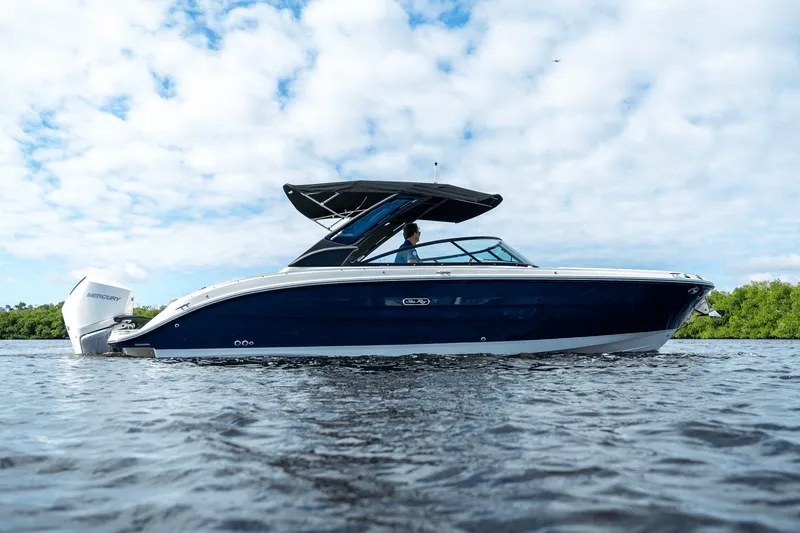 Slide: The Image of Sea Ray SDX 270 Outboard 2025 - 0