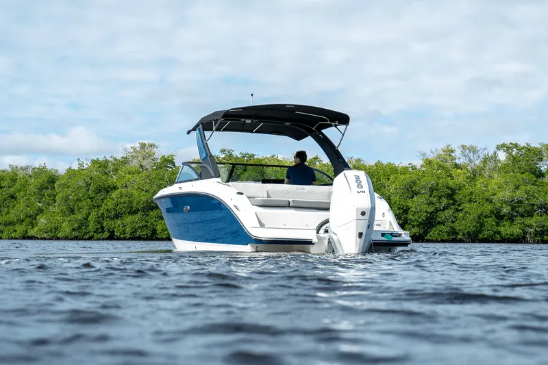 Slide: The Image of Sea Ray SDX 270 Outboard 2025 - 26