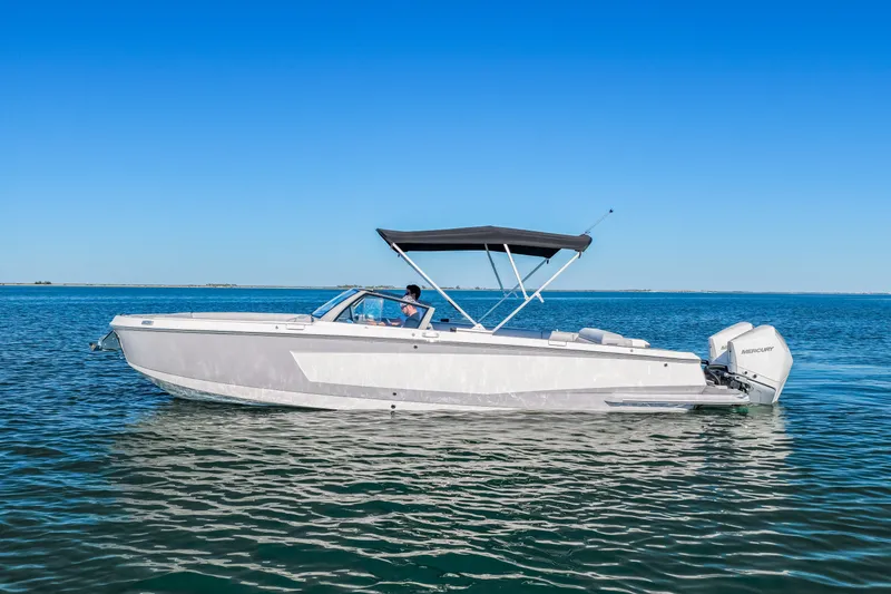 The Image of Aviara AV28 Outboard 2025 - 0