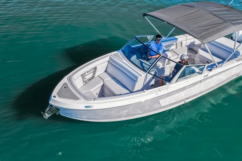 Slide: The Image of Aviara AV28 Outboard 2025 - 3