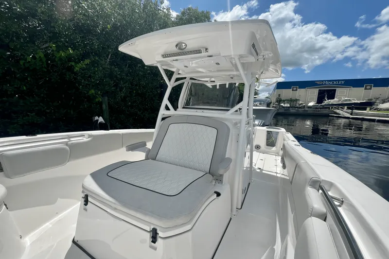 Slide: The Image of Sea Fox 288 COMMANDER 2023 - 11