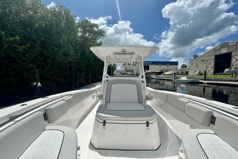 Slide: The Image of Sea Fox 288 COMMANDER 2023 - 12