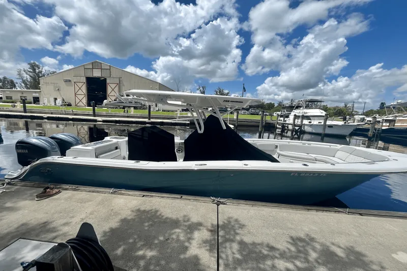 Slide: The Image of Sea Fox 288 COMMANDER 2023 - 25