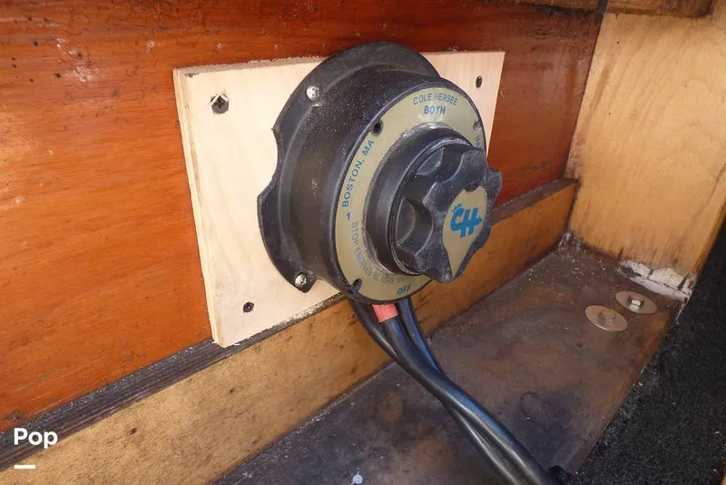 Slide: The Image of Rayson Craft Boats 27 Offshore 1998 - 10074171