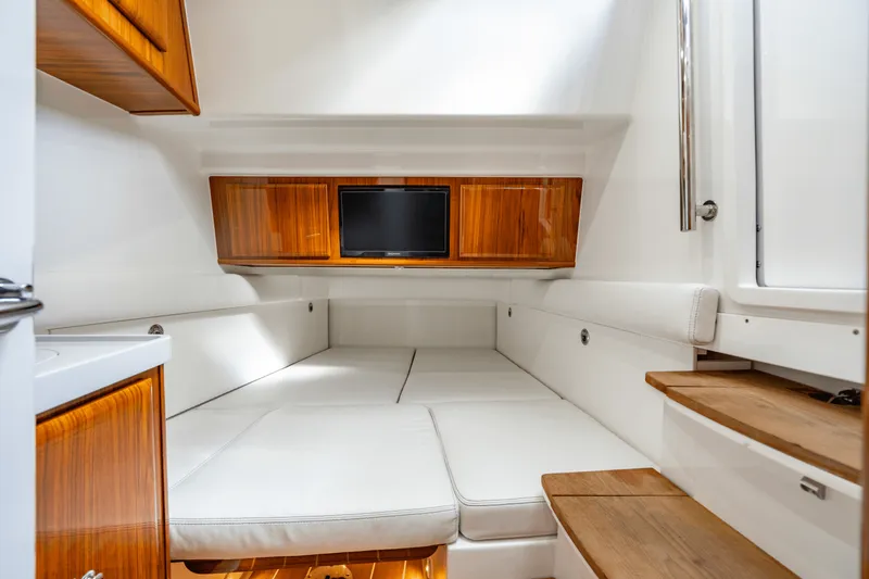 Slide: The Image of HCB 53 2021 - 21