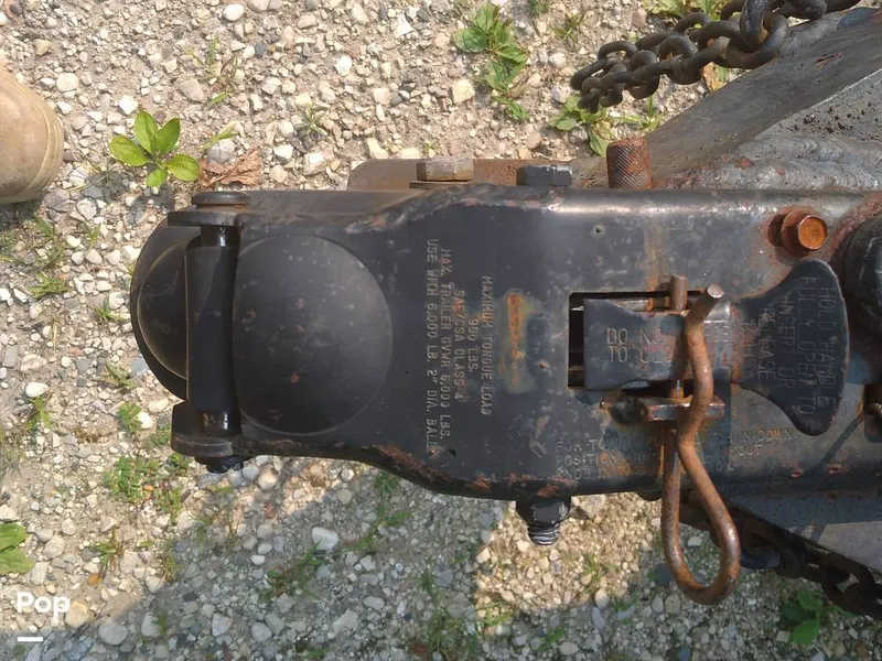 Slide: The Image of Trailer Coupler - 9184743