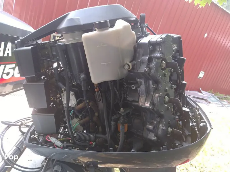 Slide: The Image of 150HP Yamaha Outboard - 9184829
