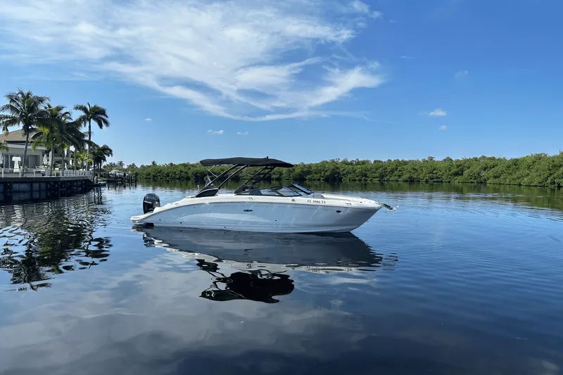 Slide: The Image of Sea Ray 270 SDX-OB 2024 - 5