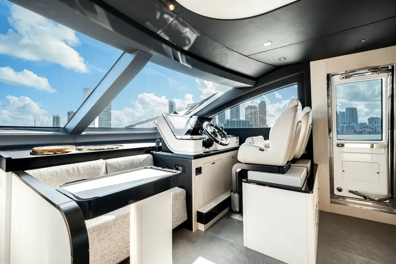 Slide: The Image of Azimut 78 FLY 2024 - 29