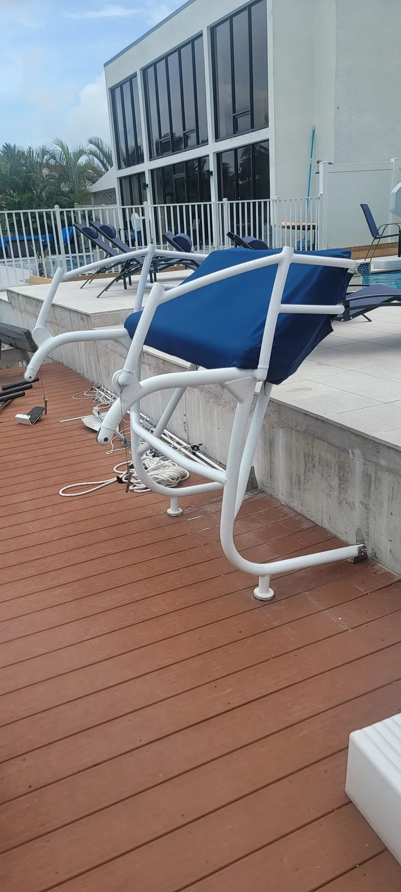 Slide: The Image of Nortech 390 Sport Center Console 2016 - 12