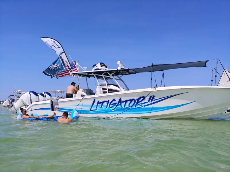 Slide: The Image of Nortech 390 Sport Center Console 2016 - 9