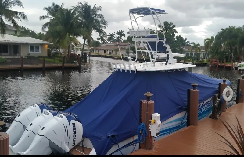 Slide: The Image of Nortech 390 Sport Center Console 2016 - 23