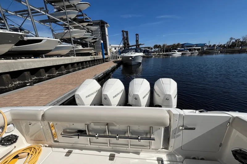 Slide: The Image of Boston Whaler 380 REALM 2023 - 23