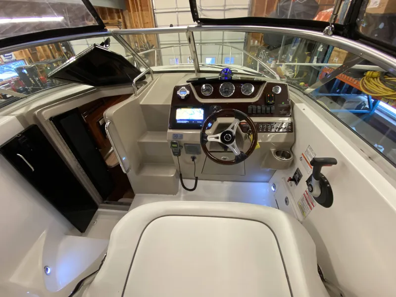 Slide: The Image of Sea Ray 270 Sundancer 2009 - 31