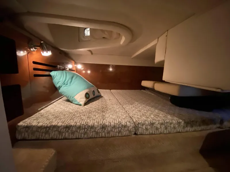 Slide: The Image of Sea Ray 270 Sundancer 2009 - 24