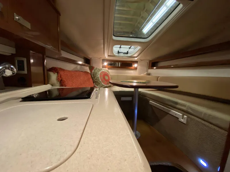 Slide: The Image of Sea Ray 270 Sundancer 2009 - 16