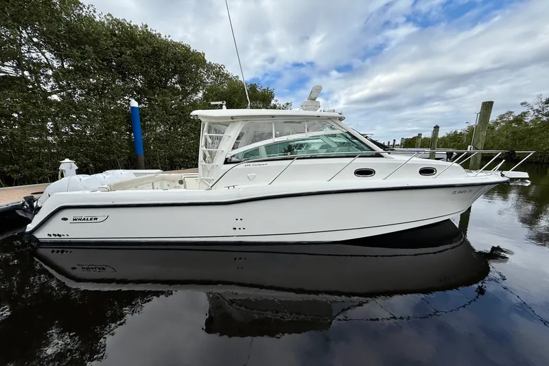 The Image of Boston Whaler 345 CONQUEST 2015 - 0